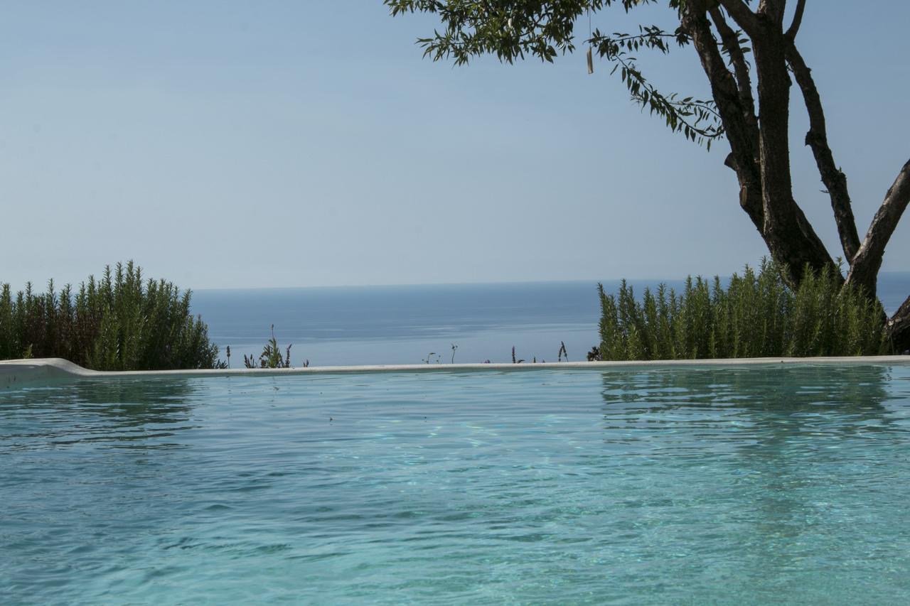 Yades Villas อธานนิออน ภายนอก รูปภาพ